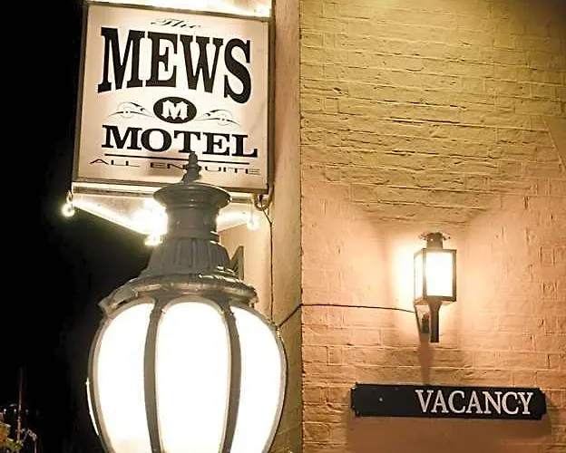 Mews Motel